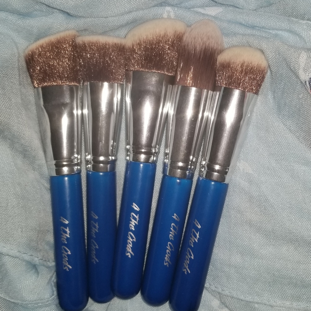 5 piece Vegan Face Brush Set - Brand New